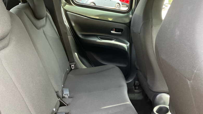 Toyota Aygo X 1.0 VVT-i Edge 5dr Auto Petrol Hatchback